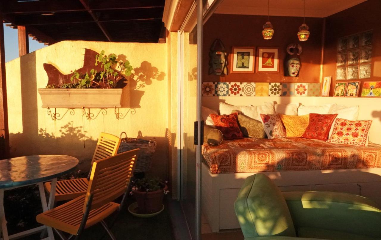 Dolphin Inn Guesthouse Кейптаун Екстериор снимка